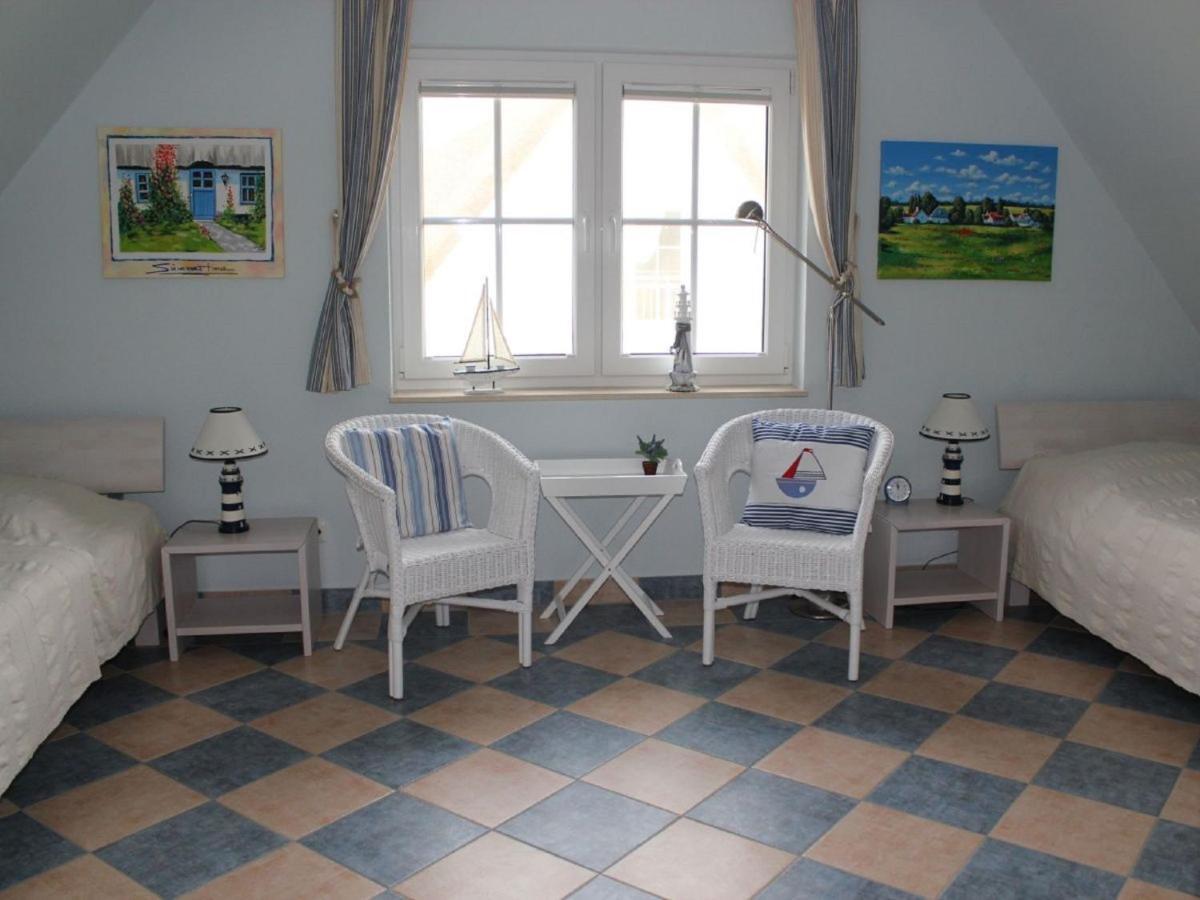 Vila Reetdachhaus Windsbraut Breege Exteriér fotografie
